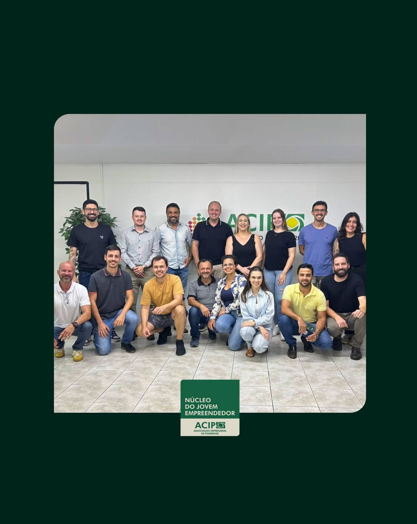 Encontro sobre networking e conexões reais e recepção de novos nucleados